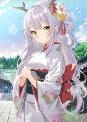 Rule 34 | 1girl, antlers, aruka (alka p1), blue sky, blush, building, closed mouth, cloud, commentary request, day, floral print, flower, grey hair, hair flower, hair ornament, highres, horns, japanese clothes, kimono, long hair, long sleeves, looking at viewer, obi, original, outdoors, own hands together, print kimono, railing, red flower, sash, sky, smile, solo, stairs, stone stairs, very long hair, white flower, white kimono, wide sleeves, yellow eyes, yellow flower