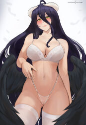 Rule 34 | 1girl, albedo (overlord), black feathers, black wings, blush, breasts, closed mouth, demon girl, demon horns, feathered wings, feathers, gluteal fold, groin, hair between eyes, highres, hioyami, horns, large breasts, large wings, lips, long hair, low wings, navel, overlord (maruyama), skindentation, slit pupils, solo, stomach, sweat, thighhighs, very long hair, white background, white thighhighs, wings, yellow eyes