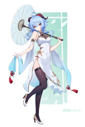 1girl absurdres alternate_costume black_thighhighs blue_hair breasts china_dress chinese_clothes cleavage closed_mouth covered_navel dated detached_sleeves dress full_body ganyu_(genshin_impact) genshin_impact goat_horns high_heels highres holding holding_umbrella horns lao_xi long_hair long_sleeves looking_at_viewer simple_background sleeveless sleeveless_dress smile solo standing standing_on_one_leg thighhighs umbrella white_background white_dress white_footwear