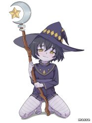 1girl alfa_j0r bandaged_leg bandages black_hair black_hat black_robe closed_mouth female_focus full_body hat highres holding holding_staff long_sleeves looking_at_viewer no_pupils original robe short_hair smile solo squatting staff star_(symbol) thighs tiptoes witch_hat yellow_eyes