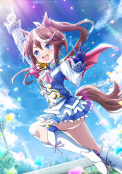 Rule 34 | 1girl, animal ears, arm up, ascot, asymmetrical gloves, black gloves, blue eyes, blue sky, boots, brown hair, cloud, cloudy sky, confetti, day, epaulettes, futa-futa, gloves, hair ribbon, highres, horse ears, horse girl, horse tail, index finger raised, jacket, knee boots, leg up, long hair, long sleeves, looking at viewer, miniskirt, mismatched gloves, multicolored hair, open mouth, outdoors, pink ascot, pink ribbon, pleated skirt, ponytail, ribbon, single epaulette, skirt, sky, smile, solo, sparkle, standing, standing on one leg, streaked hair, tail, tokai teio (umamusume), two-tone hair, umamusume, waving, white footwear, white gloves, white hair, white jacket, white skirt