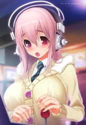 Rule 34 | 1girl, absurdres, arcade cabinet, breasts, headphones, highres, large breasts, long hair, nitroplus, open mouth, pink hair, playing games, red eyes, solo, super sonico, sweater, tsuji santa