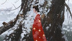 1girl black_hair blue_eye_samurai closed_eyes commentary concept_art english_commentary floral_print from_side hair_ornament highres japanese_clothes kimono netflix official_alternate_costume outdoors pagoda red_kimono red_lips snow snowing solo tree walking wide_shot yun_ling