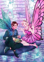 Rule 34 | 1boy, 1girl, barbie (character), barbie (franchise), barbie movies, blonde hair, book, bookshelf, boots, brown eyes, brown hair, bug, butterfly, butterfly dress, butterfly wings, digital watercolor, dress, epiphanypaige, excited, fairy, fairy wings, flats, floating, floating object, flower, formal, green wings, hair flower, hair ornament, hair pulled back, head wreath, highres, holding, holding book, insect, insect wings, leaf, library, mariposa, mini person, miniboy, minigirl, outstretched hand, pink dress, pink footwear, pink wings, platinum blonde hair, prince carlos, seiza, sitting, talking, wings
