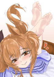 Rule 34 | 1girl, barefoot, blush, brown eyes, brown hair, feet, highres, long hair, lying, mayano top gun (umamusume), nokchamint, on stomach, soles, solo, toes, umamusume