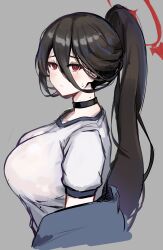 Rule 34 | 1girl, black choker, black hair, blue archive, blue jacket, breasts, choker, closed mouth, commentary, grey background, hair between eyes, halo, hasumi (blue archive), hasumi (track) (blue archive), highres, jacket, jacket partially removed, large breasts, long bangs, long hair, looking at viewer, mini2chainz, mole, mole under eye, official alternate costume, ponytail, red eyes, red halo, shirt, short sleeves, simple background, solo, upper body, white shirt