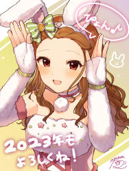 Rule 34 | 1girl, 2023, :d, animal ears, bare shoulders, blush, bow, bracelet, breasts, brooch, brown hair, card (medium), chinese zodiac, choker, collarbone, commentary request, corset, curly hair, fake animal ears, fingerless gloves, forehead, fur-trimmed choker, fur-trimmed gloves, fur trim, gloves, green bow, hair bow, hair pulled back, hairband, hands up, highres, idolmaster, idolmaster cinderella girls, idolmaster cinderella girls starlight stage, jewelry, long hair, looking at viewer, mmmakaron888, multicolored background, open mouth, pom pom (clothes), rabbit, rabbit ears, rabbit pose, red choker, red eyes, seki hiromi, signature, simple background, small breasts, smile, solo, speech bubble, striped, striped bow, translation request, upper body, wavy hair, white gloves, white hairband, year of the rabbit