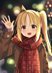Rule 34 | 1girl, ahoge, blonde hair, blurry, blurry background, bocchi the rock!, braid, brown coat, christmas, christmas lights, coat, commentary, grey shirt, highres, ijichi nijika, long hair, long sleeves, looking at viewer, night, nyagonya21, open mouth, outdoors, plaid, plaid scarf, red eyes, red scarf, ribbed shirt, scarf, shirt, side ponytail, smile, solo, upper body, waving