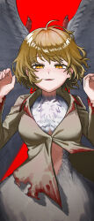 1girl achaw_x2 blonde_hair blood blood_on_clothes brown_shirt commentary dungeon_meshi english_commentary falin_touden falin_touden_(chimera) highres looking_at_viewer red_background shirt short_hair simple_background solo taur torn_clothes upper_body wings yellow_eyes