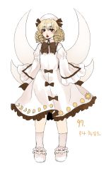 Rule 34 | 1girl, absurdres, beret, blonde hair, bow, bowtie, brown bow, brown bowtie, chestnut mouth, commentary request, derivative work, dress, drill hair, eyelashes, fairy, fairy wings, frilled dress, frilled sleeves, frills, full body, hat, highres, jitome, korean commentary, kuya (hey36253625), long sleeves, looking at viewer, luna child, open mouth, short hair, simple background, sleeves past fingers, sleeves past wrists, touhou, translation request, white background, white dress, white footwear, white hat, white legwear, wings, yellow eyes, yousei daisensou