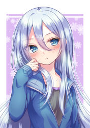 Rule 34 | 1girl, black shirt, blue eyes, blue hair, blue jacket, blush, closed mouth, collarbone, commentary request, floral background, hair between eyes, hand up, head tilt, highres, jacket, long sleeves, looking at viewer, project sekai, purple background, shirt, sleeves past wrists, solo, two-tone background, upper body, white background, yoisaki kanade, yomogi (becr)