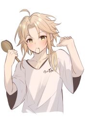 1boy blonde_hair blush closed_mouth comb highres holding holding_comb honkai:_star_rail honkai_(series) long_hair looking_at_viewer male_focus mouth_hold narshiyu shirt solo t-shrit white_background white_shirt yanqing_(honkai:_star_rail) yellow_eyes