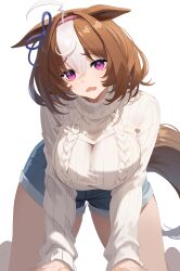 1girl absurdres ahoge all_fours alternate_costume animal_ears blush bow breasts brown_hair commentary_request denim denim_shorts ear_ribbon ears_down hair_between_eyes highres horse_ears horse_girl horse_tail large_breasts long_sleeves looking_at_viewer meisho_doto_(umamusume) multicolored_hair open_mouth purple_eyes purple_ribbon reibun_(raven1119) ribbon shorts simple_background solo streaked_hair sweater tail umamusume wavy_mouth white_background white_hair white_sweater