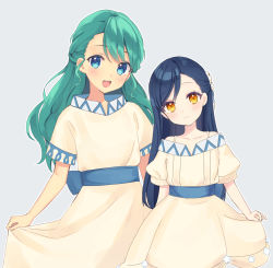 Rule 34 | 2girls, :d, blue bow, blue eyes, blue hair, blush, bow, brown dress, brown eyes, closed mouth, collarbone, commentary request, dress, green eyes, grey background, head tilt, highres, honzuki no gekokujou, myne (honzuki no gekokujou), multiple girls, off-shoulder dress, off shoulder, open mouth, outline, puffy short sleeves, puffy sleeves, rimo, short sleeves, siblings, simple background, sisters, skirt hold, smile, swept bangs, tuuli (honzuki no gekokujou), white outline