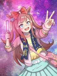 Rule 34 | 1girl, agnes digital (umamusume), alternate costume, animal ears, bag, blue eyes, blush, casual, collarbone, commentary request, dontthinkfeel-sgr, glowstick, handbag, highres, holding, holding glowstick, horse ears, horse tail, open mouth, pink hair, saliva, solo, space, tail, umamusume, v