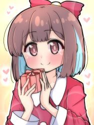 Rule 34 | 1girl, alternate costume, blue hair, blunt bangs, blunt ends, bob cut, bow, brown eyes, brown hair, commentary request, gift, hair bow, heart, highres, hiro (05112423), holding, holding gift, hozuki momiji, light blush, long sleeves, looking at viewer, multicolored hair, onii-chan wa oshimai!, red bow, santa costume, short hair, simple background, smile, solo, split mouth, two-tone hair, upper body, yellow background