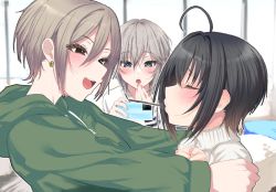 Rule 34 | 3girls, :d, :o, anastasia (idolmaster), blush, closed eyes, earrings, food, ginnote, green hoodie, grey hair, hair between eyes, holding, holding person, holding phone, hood, hoodie, idolmaster, idolmaster cinderella girls, indoors, jewelry, kohinata miho, looking at another, mouth hold, multiple girls, open mouth, phone, pocky, pocky day, pocky kiss, profile, round teeth, shared food, shiomi syuko, short hair, smile, taking picture, teeth, upper body
