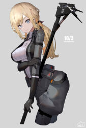 Rule 34 | 1girl, alice gear aegis, blonde hair, blue eyes, bodysuit, breasts, commentary request, dated, gloves, grey bodysuit, grey gloves, holding, holding weapon, large breasts, ponytail, red cat hood, rita henschel, signature, smile, weapon
