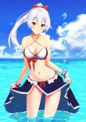 Rule 34 | 1girl, alternate costume, bare shoulders, bikini, bow, breasts, clothes lift, cloud, cloudy sky, collarbone, contemporary, criss-cross halter, day, fate/grand order, fate (series), hair between eyes, halterneck, headband, highres, kuroshiro (ms-2420), long hair, looking at viewer, medium breasts, midriff, ponytail, red bow, red eyes, sarong, sarong lift, silver hair, sky, smile, solo, standing, stomach, swimsuit, tomoe gozen (fate), translation request, very long hair, wading, water, wet, wet clothes, white bikini