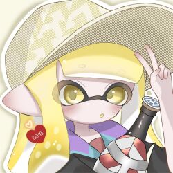 Rule 34 | 1girl, baseball cap, blonde hair, commentary, grey background, gun, hat, heart, highres, holding, holding gun, holding weapon, inkling, inkling girl, inkling player character, long hair, looking at viewer, nintendo, pointy ears, sh f0y, simple background, solo, splatoon (series), splatoon 3, squeezer (splatoon), symbol-only commentary, tentacle hair, upper body, v, weapon, yellow eyes