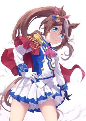 Rule 34 | 1girl, amerika juu pan, animal ears, ascot, asymmetrical gloves, blue eyes, blue gloves, braid, brown hair, buttons, cape, closed mouth, collared jacket, cowboy shot, double-breasted, epaulettes, female focus, gloves, hand on own hip, highres, horse ears, horse girl, horse tail, jacket, long hair, long sleeves, looking at viewer, mismatched gloves, multicolored hair, outstretched arm, pink ascot, pleated skirt, ponytail, red cape, single braid, single epaulette, skirt, smile, solo, streaked hair, tail, thighhighs, tokai teio (umamusume), umamusume, white background, white gloves, white jacket, white skirt