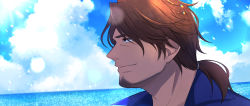 Rule 34 | 1boy, belmond banderas, blue shirt, blue sky, brown eyes, brown hair, choco (chocovix112), closed mouth, cloud, cloudy sky, collared shirt, eyebrows hidden by hair, from side, highres, horizon, long hair, looking away, low ponytail, male focus, nijisanji, ocean, outdoors, parted bangs, ponytail, profile, shirt, sky, smile, solo, thick eyebrows, virtual youtuber, water