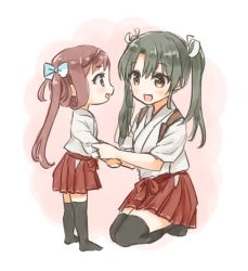 Rule 34 | 10s, 2girls, adjusting clothes, asagumo (kancolle), bad id, bad pixiv id, blush, bow, brown eyes, brown hair, green hair, grey eyes, hair bow, hair ribbon, hair rings, japanese clothes, kantai collection, long hair, multiple girls, nontraditional miko, nuno (pppompon), pleated skirt, ribbon, ribbon-trimmed skirt, ribbon trim, seiza, simple background, sitting, skirt, smile, teeth, thighhighs, very long hair, aged down, zuikaku (kancolle)