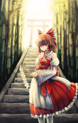 Rule 34 | 1girl, adapted costume, bad id, bad pixiv id, bamboo, bamboo forest, brown hair, bryanth, detached sleeves, female focus, forest, gohei, hakurei reimu, highres, japanese clothes, looking at viewer, miko, nature, red eyes, solo, stairs, standing, sunlight, torii, touhou