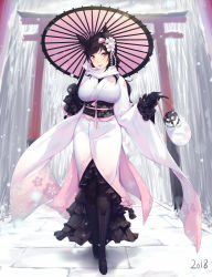 Rule 34 | 1girl, animal, animal ears, atago (azur lane), atago (hallmarks of winter) (azur lane), azur lane, bag, black footwear, black gloves, black hair, boots, breasts, commentary request, cross-laced footwear, dated, day, dog, floral print, flower, frilled sleeves, frills, full body, gloves, hair flower, hair ornament, handbag, holding, holding bag, holding umbrella, japanese clothes, kimono, kongeraatio, lace-up boots, large breasts, long hair, looking at viewer, new year, outdoors, parted lips, print kimono, sash, snowflakes, snowing, solo, standing, stone walkway, swept bangs, umbrella, white kimono, yellow eyes
