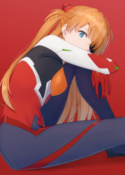 1girl, bangs, blue bodysuit, blue eyes, bodysuit, breasts, commentary, eyebrows visible through hair, eyepatch, feet out of frame, from side, hand on own knee, head rest, highres, hyuuga azuri, knee to chest, leaning forward, long hair, looking at viewer, medium breasts, multicolored, multicolored bodysuit, multicolored clothes, neon genesis evangelion, orange hair, pilot suit, rebuild of evangelion, red background, red bodysuit, shadow, shiny, shiny hair, sidelocks, sitting, solo, soryu asuka langley
