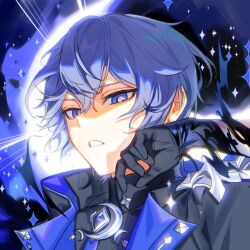 Rule 34 | 1boy, black background, black gloves, black jacket, blue background, blue eyes, blue hair, elsword, gloves, highres, jacket, liberator (elsword), long sleeves, looking at viewer, male focus, multicolored background, noah ebalon, parted lips, purple background, short hair, solo, star (symbol), starry background, teeth, unhappy, zhangyangri