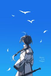 Rule 34 | 1other, ahoge, artist name, black hair, blue sky, braid, braided ponytail, clear sky, dated, facing up, falling feathers, fate/samurai remnant, fate (series), feathers, from behind, hair intakes, japanese clothes, jewelry, kanya (asa yake01), looking up, necklace, yamato takeru (fate), simple background, simple bird, sky, solo, sword, weapon, weapon on back, white feathers