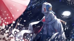 Rule 34 | 1girl, barli, blue eyes, blue hair, from above, hatsune miku, highres, japanese clothes, kimono, long hair, looking at viewer, looking back, night, oil-paper umbrella, outdoors, pink umbrella, smile, solo, standing, umbrella, vocaloid, wading, yuki miku
