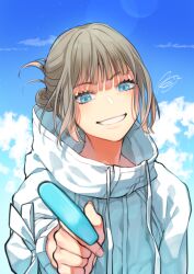 Rule 34 | 1boy, baggy clothes, blue eyes, cropped jacket, fate/grand order, fate (series), food, grey hair, hair bun, holding, holding food, holding popsicle, jacket, long sleeves, looking at viewer, male focus, oberon (fate), oberon (refreshing summer prince) (fate), official alternate costume, popsicle, rkp, short hair, single hair bun, smile, white jacket
