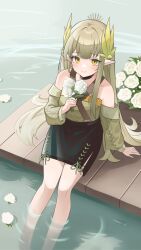 Rule 34 | 1girl, absurdres, arknights, black skirt, blonde hair, choker, detached sleeves, flower, green skirt, highres, holding, holding flower, jiuyu qame, looking at viewer, mole, mole under eye, muelsyse (arknights), pencil skirt, ripples, rose, sitting, skirt, smile, water, white flower, white rose, yellow eyes