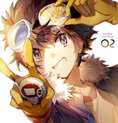Rule 34 | 1boy, adjusting eyewear, blue jacket, brown eyes, brown hair, chromatic aberration, copyright name, digimon, digimon adventure 02, ekita kuro, flame print, fur trim, gloves, goggles, goggles on head, grin, hair between eyes, hand up, holding, jacket, light particles, looking at viewer, magnamon, male focus, mismatched pupils, motomiya daisuke, outstretched arm, reflection, shirt, simple background, smile, solo, symbol-shaped pupils, t-shirt, upper body, v, white background, yellow gloves