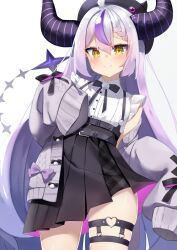 Rule 34 | 1girl, absurdres, ahoge, alternate costume, belt, blush, bow, bowtie, cosplay, demon girl, demon horns, demon tail, dress, hat, highres, hololive, horns, kamaboko (kmm15a), la+ darknesss, looking at viewer, multicolored hair, off-shoulder sweater, off shoulder, purple hair, ribbon, short sleeves, skirt, sleeves past wrists, solo, streaked hair, striped horns, sweater, tail, thigh strap, tokoyami towa, tokoyami towa (cosplay), tokoyami towa (jirai kei), two-tone hair, virtual youtuber, white background, white hair