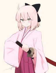Rule 34 | 1girl, ahoge, beige background, black bow, blush, bow, brown eyes, closed mouth, commentary request, eyebrows hidden by hair, fate/grand order, fate (series), hair between eyes, hair bow, hakama, hakama skirt, highres, holding, holding sheath, holding sword, holding weapon, japanese clothes, katana, kimono, koha-ace, kujou karasuma, long sleeves, looking at viewer, okita souji (fate), okita souji (koha-ace), pink hair, pink kimono, ponytail, purple hakama, sheath, sheathed, signature, simple background, skirt, smile, solo, sword, weapon, wide sleeves
