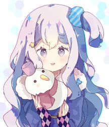 Rule 34 | 1girl, argyle, bad id, bad pixiv id, blue jacket, blush, commentary, fur-trimmed jacket, fur trim, grey eyes, grey hair, hands up, holding, holding snowman, honeycomb (pattern), honeycomb background, jacket, long hair, looking at viewer, one side up, original, parted lips, simple background, snowman, solo, symbol-only commentary, tsukiyo (skymint), upper body, very long hair, white background