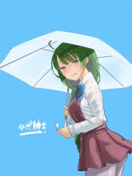 Rule 34 | 10s, 1girl, ahoge, blue background, blue eyes, blush, bow, bowtie, braid, breasts, dress, from side, green hair, higeno shinshi, holding, holding umbrella, kantai collection, long hair, long sleeves, looking at viewer, looking to the side, mole, mole under mouth, pantyhose, purple pantyhose, school uniform, shirt, simple background, single braid, sleeveless, sleeveless dress, smile, solo, umbrella, very long hair, white shirt, yuugumo (kancolle)