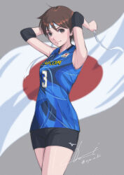 Rule 34 | 1girl, absurdres, black shorts, blue shirt, brown eyes, brown hair, capcom, cowboy shot, hachimaki, hair ribbon, headband, highres, japanese flag, kasugano sakura, looking at viewer, mizuno (brand), ribbon, shirt, short hair, short shorts, shorts, signature, sleeveless, sleeveless shirt, solo, sportswear, street fighter, tyanoki, volleyball uniform