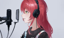 Rule 34 | 1girl, absurdres, black shirt, bocchi the rock!, electric guitar, from side, green eyes, grey background, guitar, headphones, highres, instrument, kita ikuyo, long hair, microphone, red hair, shirt, shosann1612, solo, the first take, upper body