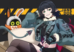 1girl bangboo_(zenless_zone_zero) black_gloves black_hair black_thighhighs blunt_bangs character_name commentary crop_top fingerless_gloves fur-trimmed_sleeves fur_trim gloves green_eyes grey_jacket grin high-waist_shorts highres jacket jane_doe_(zenless_zone_zero) long_hair long_sleeves looking_at_viewer midriff nail_polish red_nails shorts smile supershrimpcakes tail thighhighs very_long_hair zenless_zone_zero