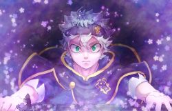 Rule 34 | 1boy, agate lul, asta (black clover), black capelet, black clover, black headband, capelet, clover (flower), flower, green eyes, grey hair, hair between eyes, headband, highres, holding, holding sword, holding weapon, looking at viewer, male focus, messy hair, shaded face, solo, sword, upper body, weapon