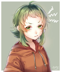Rule 34 | 1girl, commentary, drawstring, green background, green eyes, green hair, gumi, highres, hood, hoodie, looking at viewer, mai mugi, orange hoodie, pout, pouty lips, short eyebrows, short hair, sidelocks, signature, solo, upper body, v-shaped eyebrows, vocaloid
