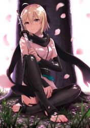 Rule 34 | 1girl, ahoge, barefoot, black thighhighs, blonde hair, bow, breasts, cherry blossoms, deca purio, dirt, fate (series), feet, grass, hair bow, japanese clothes, katana, kimono, koha-ace, looking at viewer, okita souji (fate), okita souji (koha-ace), short hair, short kimono, sitting, solo, sword, thighhighs, toeless legwear, toes, tree, weapon, yellow eyes