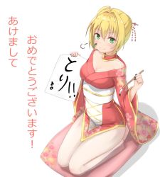 Rule 34 | 10s, 1girl, ahoge, bare shoulders, blonde hair, blush, breasts, cleavage, collarbone, drawing on own face, fate/extra, fate/grand order, fate (series), full body, green eyes, highres, holding, holding paintbrush, looking at viewer, medium breasts, nero claudius (fate), nero claudius (fate) (all), nero claudius (fate/extra), paint splatter, paint splatter on face, paintbrush, reinama, seiza, short hair, sitting, smile, solo, translation request