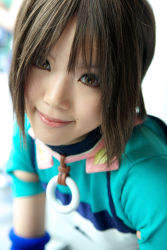 Rule 34 | 1girl, asian, blurry, brown eyes, brown hair, cosplay, depth of field, elbow gloves, gensou suikoden, gloves, highres, kipi-san, looking at viewer, mel, mel (cosplay), mole, photo (medium), short hair, smile, solo