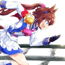 Rule 34 | 1girl, animal ears, black gloves, blue eyes, blush, breasts, brown hair, buttons, cape, double-breasted, epaulettes, from side, gloves, highres, horse ears, horse girl, horse tail, jacket, long hair, motion blur, open mouth, pink hair, ponytail, red cape, running, side cape, sideways mouth, single epaulette, skirt, small breasts, smile, solo, tail, tokai teio (umamusume), totomono, umamusume, white jacket, white skirt