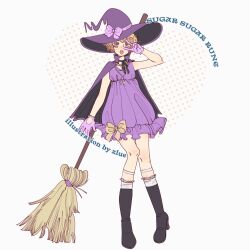 Rule 34 | 1girl, absurdres, artist name, blonde hair, boots, broom, cape, commentary, copyright name, dress, english commentary, full body, gloves, hat, heart, high heel boots, high heels, highres, jewelry, looking at viewer, open mouth, pendant, purple cape, purple dress, purple hat, short hair, simple background, solo, sugar sugar rune, v, vanilla mieux, witch, witch hat, zlue